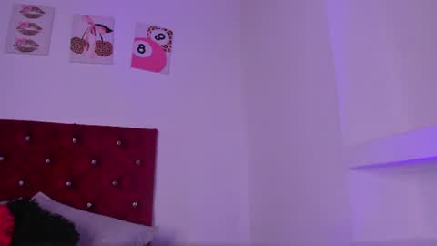 Snapshot of kittystar18 chatting on June 28, 2026, 6:03 pm kitty online show from June 28, 2026, 6:03 pm