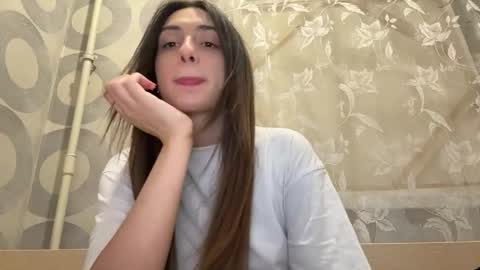 Emma online show from May 21, 2026, 11:56 pm