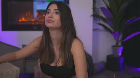 Erika online show from January 25, 2025, 2:36 pm