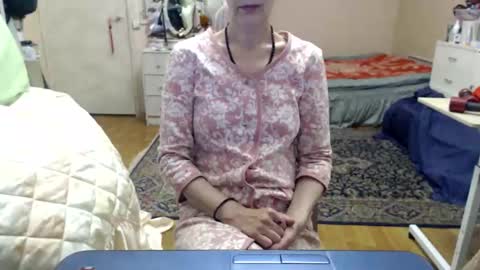 KiuminBerry online show from November 15, 2025, 10:23 am