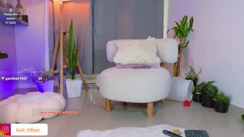 Snapshot of kiut_tiffanii chatting on September 12, 2025, 10:59 am Tiffanii online show from September 12, 2025, 10:59 am