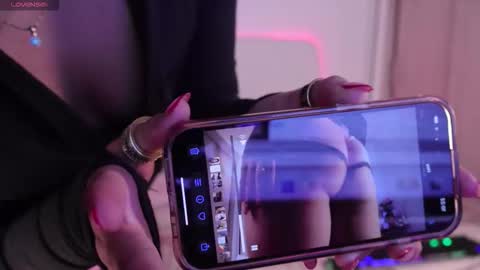 Snapshot of kiut_tiffanii chatting on March 17, 2026, 3:22 am Tiffanii online show from March 17, 2026, 3:22 am