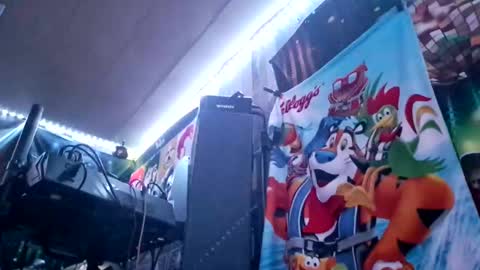 kiveuxmakeu online show from September 18, 2025, 7:10 am