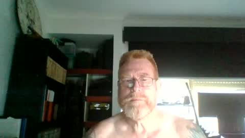kiwi_boss61 online show from June 23, 2026, 1:03 am