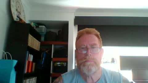 kiwi_boss61 online show from July 9, 2026, 5:33 am