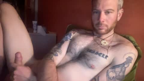 Snapshot of kiwiboyinlondon chatting on July 13, 2026, 11:46 am Nicholas online show from July 13, 2026, 11:46 am