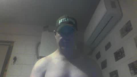 kiwiguy19773 online show from April 14, 2026, 7:03 am