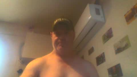 Snapshot of kiwiguy19773 chatting on August 9, 2026, 1:40 am kiwiguy19773 online show from August 9, 2026, 1:40 am