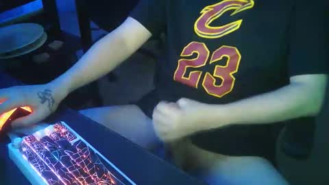 kkazp online show from April 20, 2026, 1:52 am