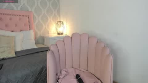 Snapshot of klaire7 chatting on December 5, 2025, 7:32 pm klaire7 online show from December 5, 2025, 7:32 pm