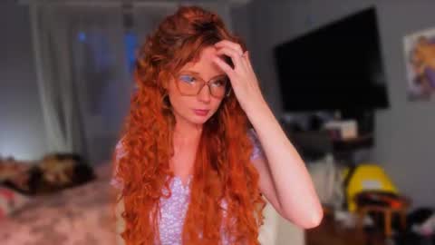 Snapshot of klementinagirl chatting on June 10, 2026, 8:08 pm Klementinafanslyklementina6661 online show from June 10, 2026, 8:08 pm
