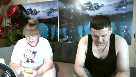 Kleosnow online show from March 8, 2025, 5:01 pm