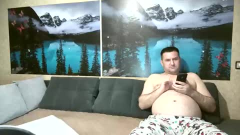 Kleosnow online show from September 12, 2025, 8:14 am