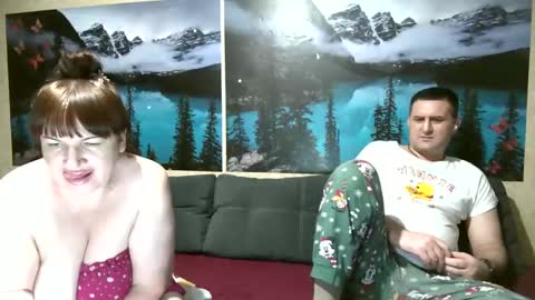 Kleosnow online show from October 14, 2025, 8:20 pm