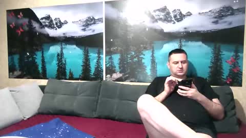 Kleosnow online show from October 28, 2025, 9:46 am