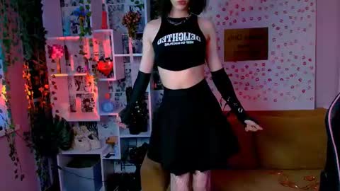Snapshot of kleri_s chatting on July 1, 2026, 2:51 pm kleri_s online show from July 1, 2026, 2:51 pm