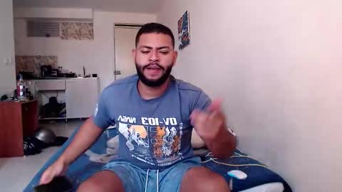 kleyton online show from February 5, 2026, 3:49 pm