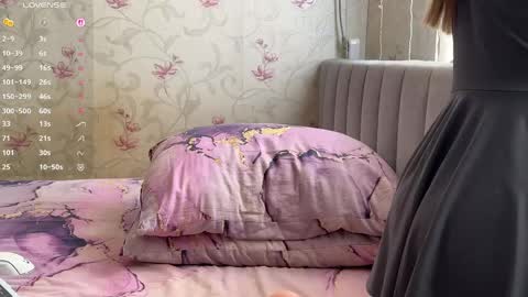 Louise and Mark online show from April 25, 2026, 7:11 am