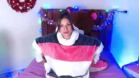 Kloe online show from December 12, 2024, 2:48 am