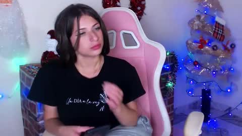 Kloe online show from December 14, 2024, 4:34 am