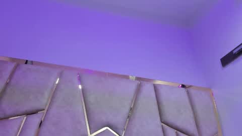 kloe online show from April 19, 2026, 5:51 am