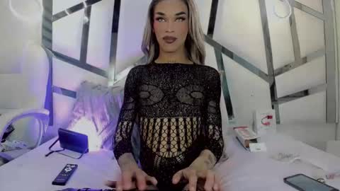 Kloe online show from February 23, 2026, 3:04 am