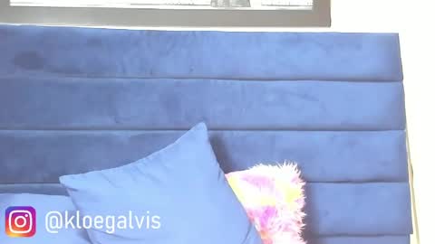 KLOE online show from September 23, 2025, 1:52 am