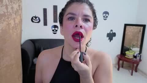 Kloe  online show from October 30, 2025, 10:16 am