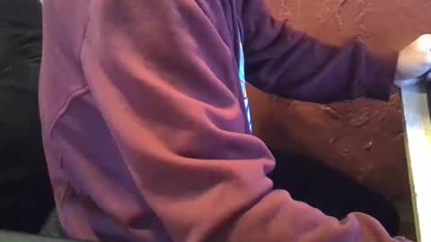 Snapshot of klovesu2000 chatting on January 2, 2025, 2:13 pm klovesu2000 online show from January 2, 2025, 2:13 pm