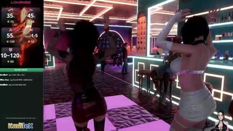 Snapshot of kmillex chatting on February 17, 2026, 10:38 pm KmilleX online show from February 17, 2026, 10:38 pm