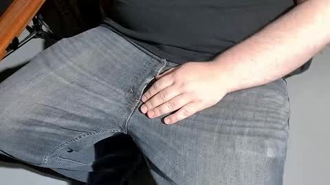 Knezzy online show from June 7, 2026, 2:37 am