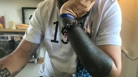 knicker76 online show from September 29, 2025, 8:19 am