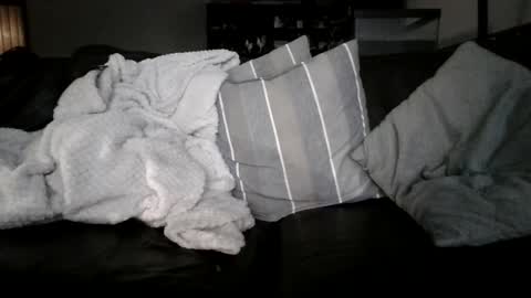 Knight3975 online show from September 25, 2025, 2:54 pm