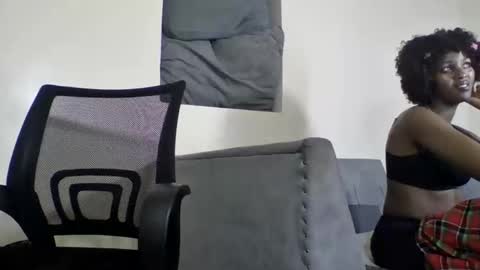 Snapshot of knight_nurse69 chatting on September 25, 2025, 1:31 am knight_nurse69 online show from September 25, 2025, 1:31 am