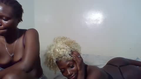 Snapshot of knight_nurse69 chatting on October 29, 2025, 7:37 pm knight_nurse69 online show from October 29, 2025, 7:37 pm