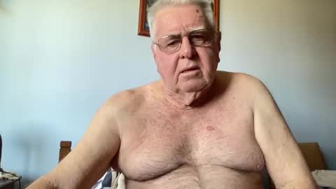 Aussiedude online show from October 5, 2025, 3:38 am