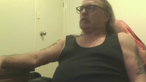 knobout online show from July 9, 2026, 2:32 pm