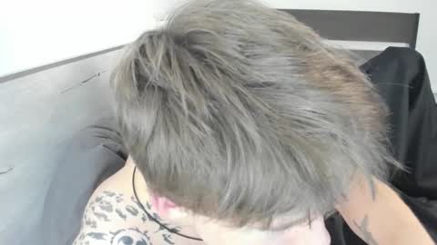 Adam online show from October 19, 2025, 3:29 am