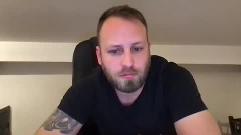 hugo online show from January 24, 2025, 6:35 pm