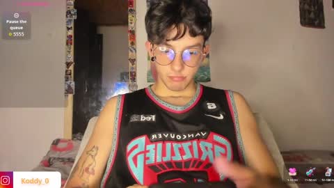 Koddy Independent model online show from April 1, 2026, 7:11 pm