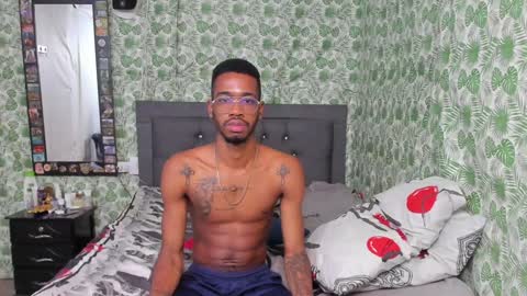 Snapshot of kofi_exotic_ chatting on December 4, 2024, 9:02 pm kofi online show from December 4, 2024, 9:02 pm