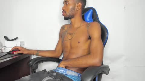 Snapshot of kofi_exotic_ chatting on December 20, 2024, 2:19 am kofi online show from December 20, 2024, 2:19 am