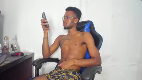 Snapshot of kofi_exotic_ chatting on February 27, 2025, 8:42 pm kofi online show from February 27, 2025, 8:42 pm