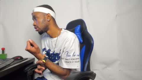 kofi online show from January 9, 2026, 2:25 am