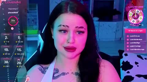 Mia online show from December 19, 2024, 8:02 pm