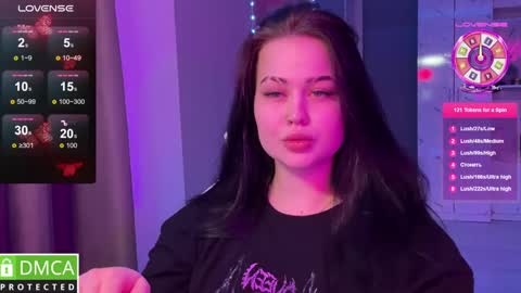 Mia online show from December 29, 2024, 8:26 pm