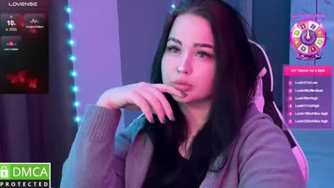 Mia online show from January 14, 2025, 4:29 pm