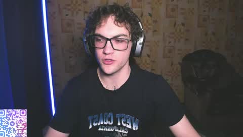 Snapshot of kolyakayne chatting on April 19, 2026, 11:51 pm Kolya Kayne online show from April 19, 2026, 11:51 pm