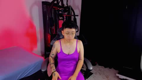 Sara  Altgirl  online show from November 18, 2025, 1:15 pm