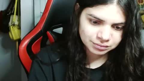 Karoll online show from January 8, 2025, 1:11 am